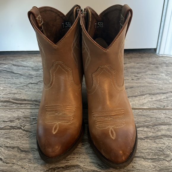 ARIAT Women’s Boots Brown Leather Size 7.5 - Picture 2 of 10